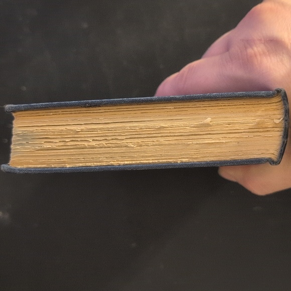 Vintage Book "The Man Who Could Not Sin" - Picture 5 of 9